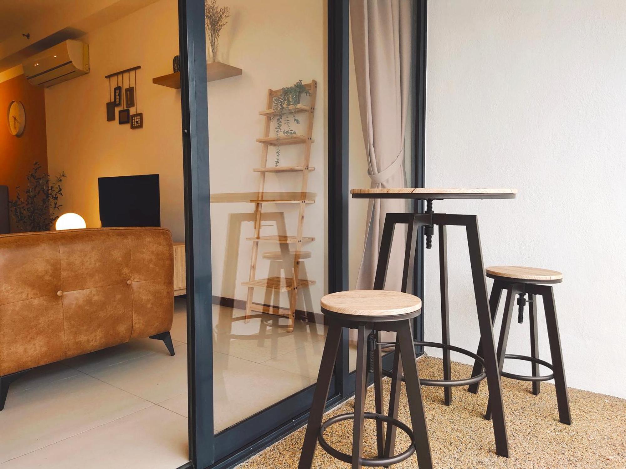 The Landmark By Katana 3Br To 4Br Luxury Seaview Landmark Homestay At Gurney 15-16Pax 无敌海景套房 Tanjung Tokong Екстериор снимка