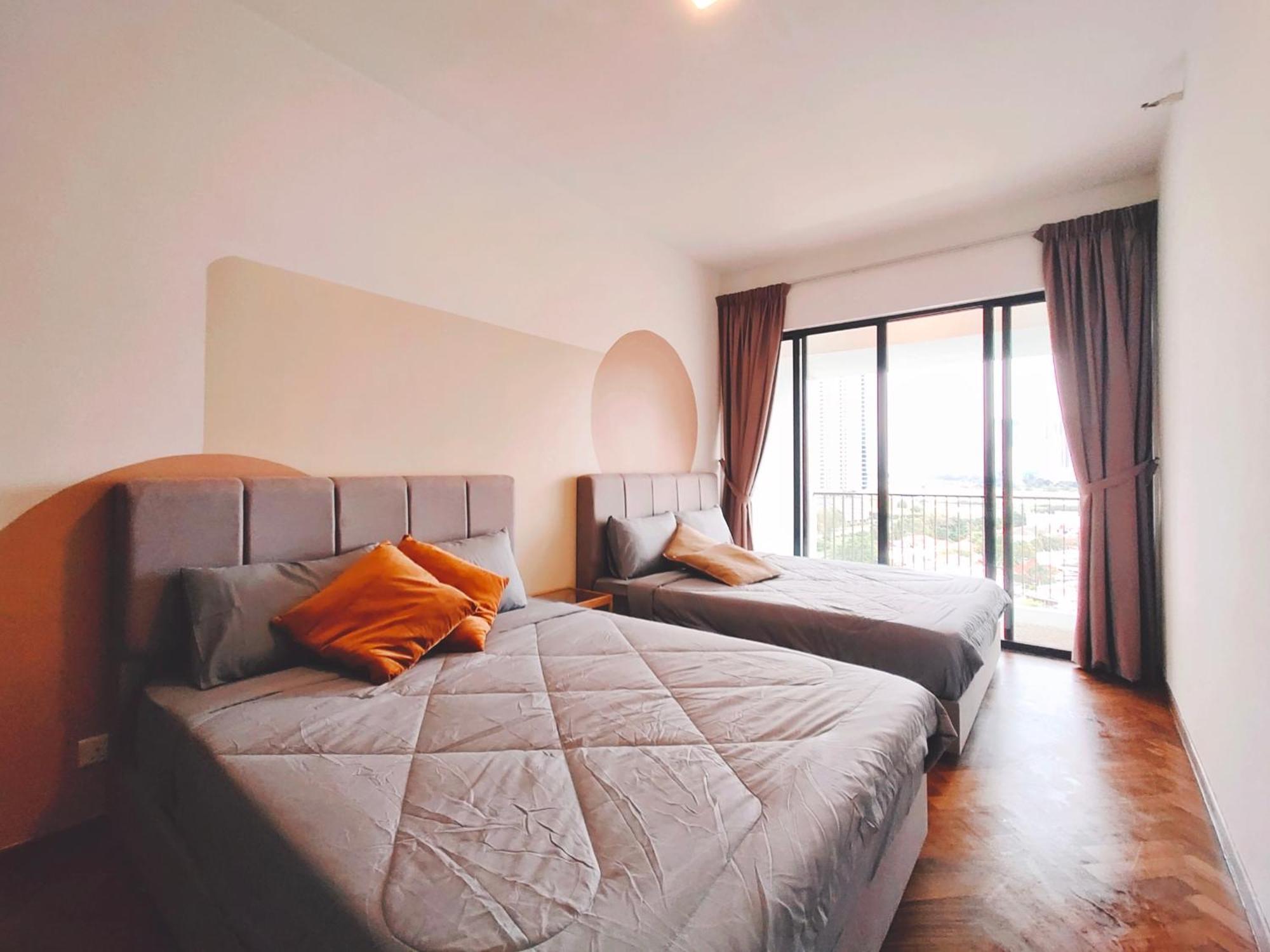 The Landmark By Katana 3Br To 4Br Luxury Seaview Landmark Homestay At Gurney 15-16Pax 无敌海景套房 Tanjung Tokong Екстериор снимка