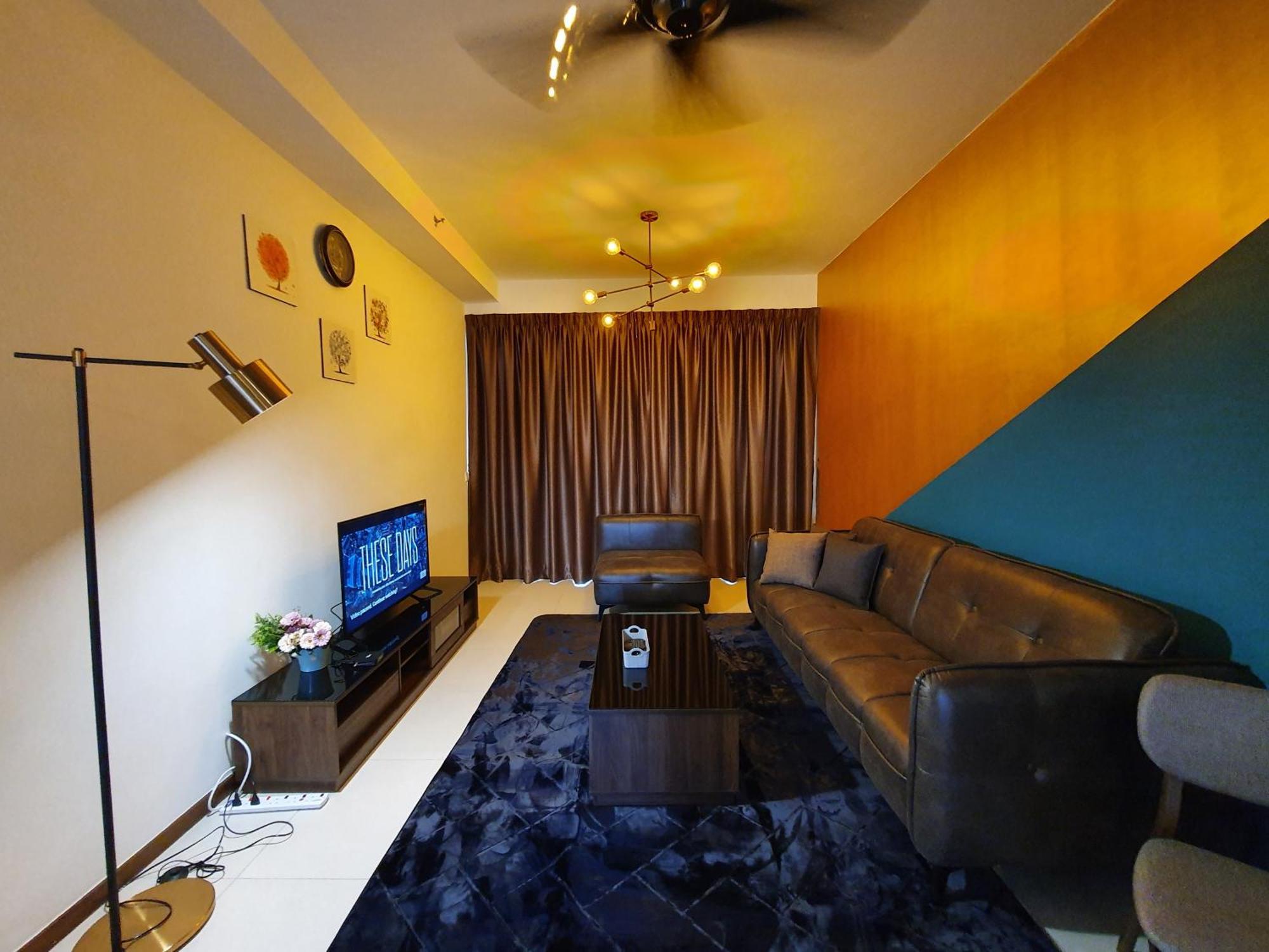 The Landmark By Katana 3Br To 4Br Luxury Seaview Landmark Homestay At Gurney 15-16Pax 无敌海景套房 Tanjung Tokong Екстериор снимка