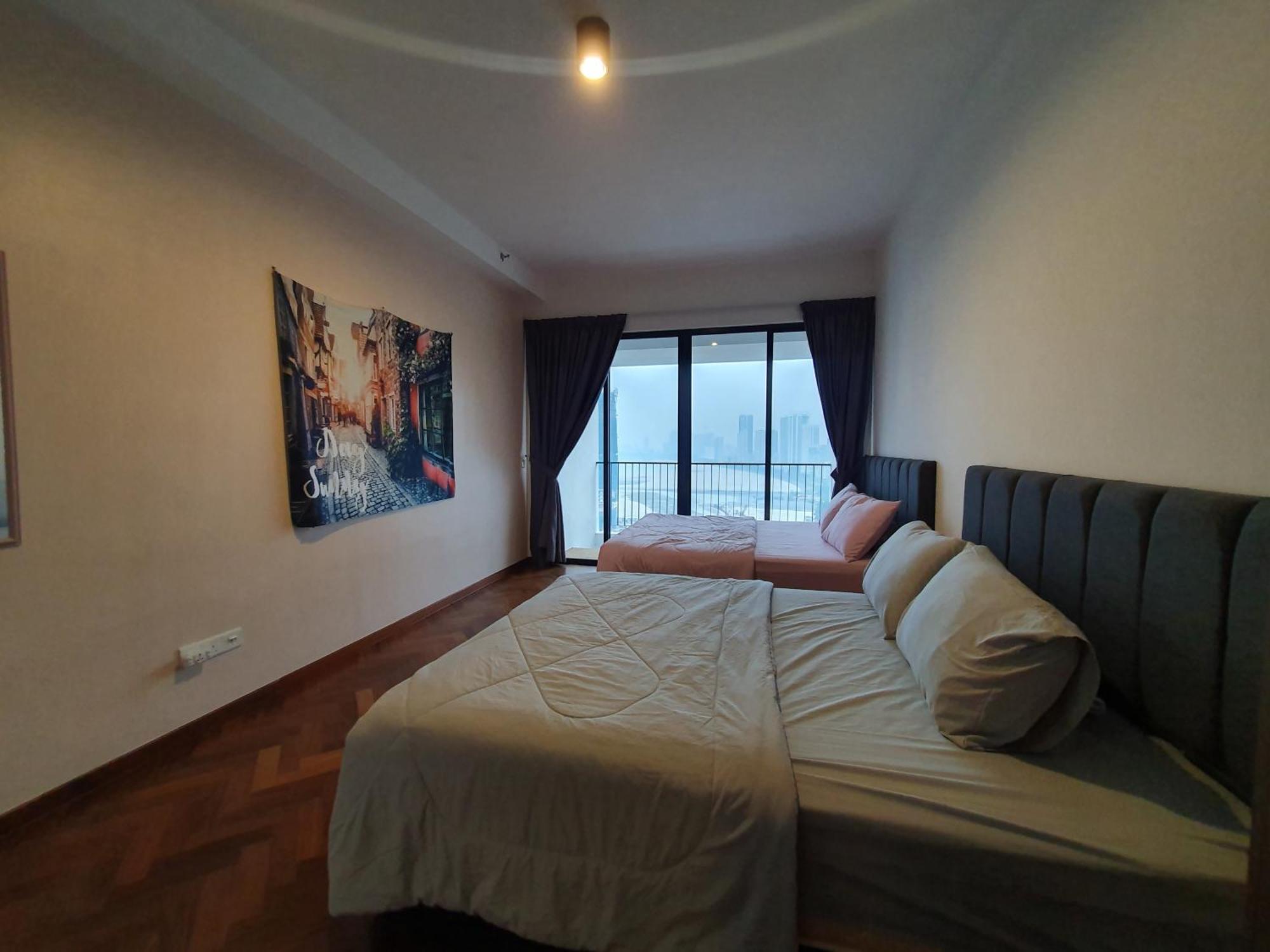 The Landmark By Katana 3Br To 4Br Luxury Seaview Landmark Homestay At Gurney 15-16Pax 无敌海景套房 Tanjung Tokong Екстериор снимка