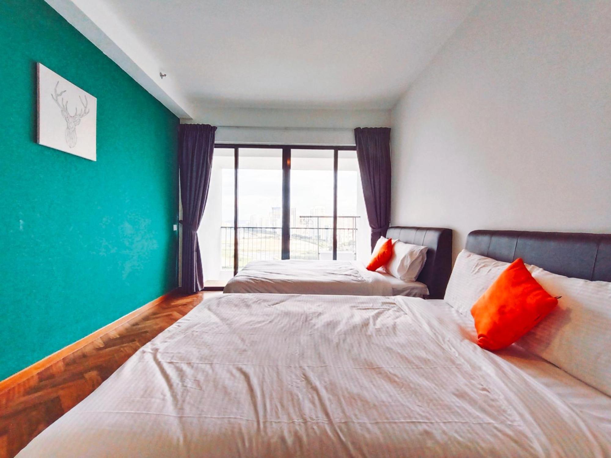 The Landmark By Katana 3Br To 4Br Luxury Seaview Landmark Homestay At Gurney 15-16Pax 无敌海景套房 Tanjung Tokong Екстериор снимка